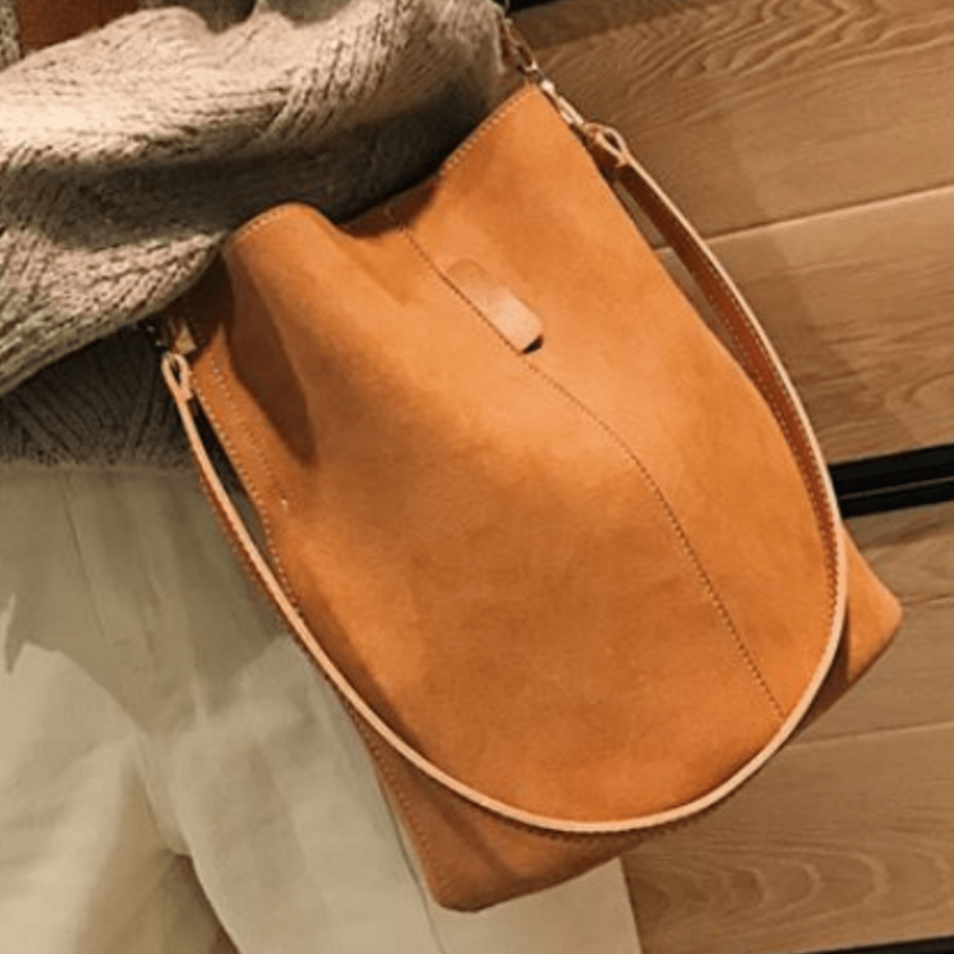 Blake Shoulder Bag -Brown - My Store